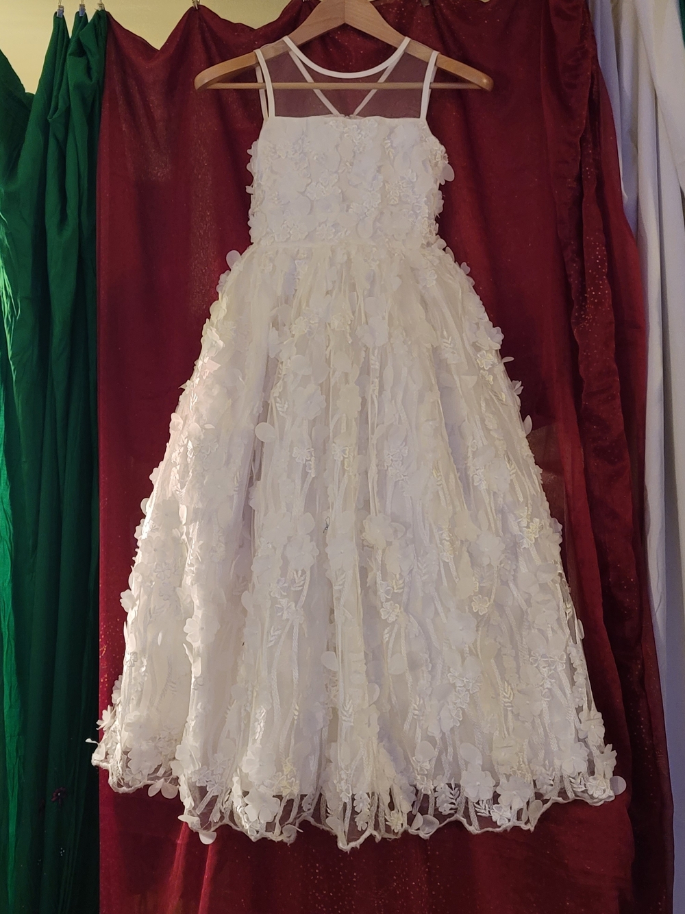 Rosebud White Floral Appliqué Girls' Dress - Elegant Sheer And Appliqued Bodice